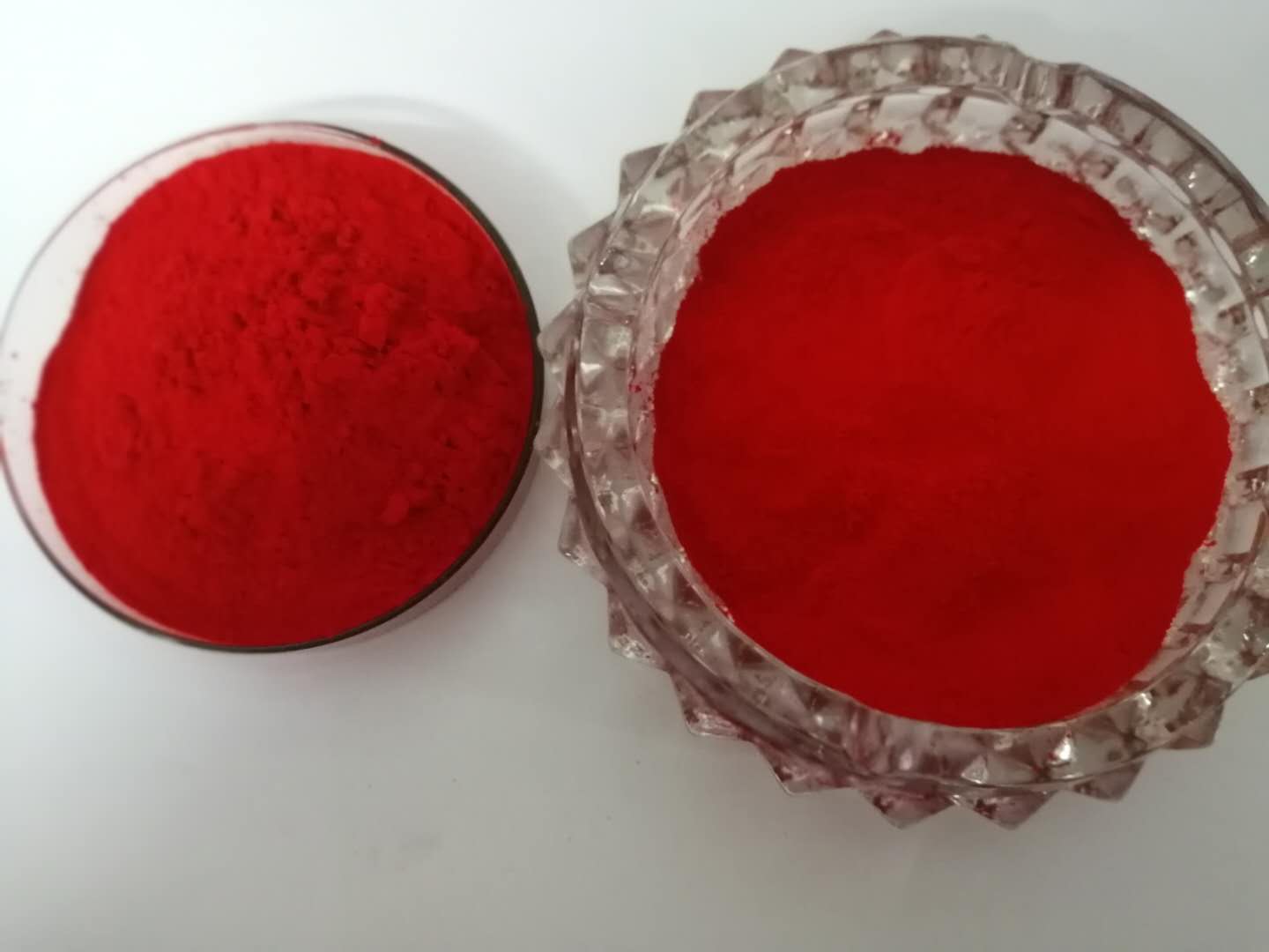 Pigment Red 208 Organic Pigment Benzimidazolone Red HF2B CAS 31778-10-6 For Paint Ink Rubber Plastic ABS
